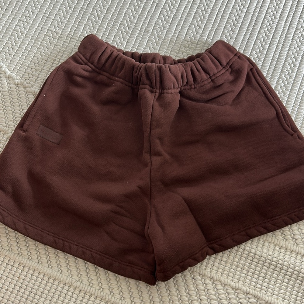 SET Active Sweat Shorts in Coco - Picture 3 of 4